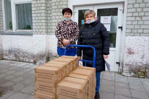 Представители «Красного креста» привезли в Жуковский дом-интернат для престарелых и инвалидов антисептики