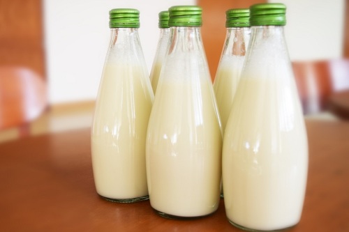 Липецкий суд оштрафовал молокозавод за некачественную продукцию в доме престарелых