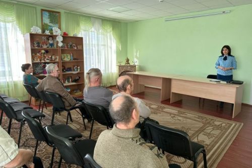 В Алькеевском доме-интернате для престарелых и инвалидов выступила заместитель прокурора района Луиза Хайруллина